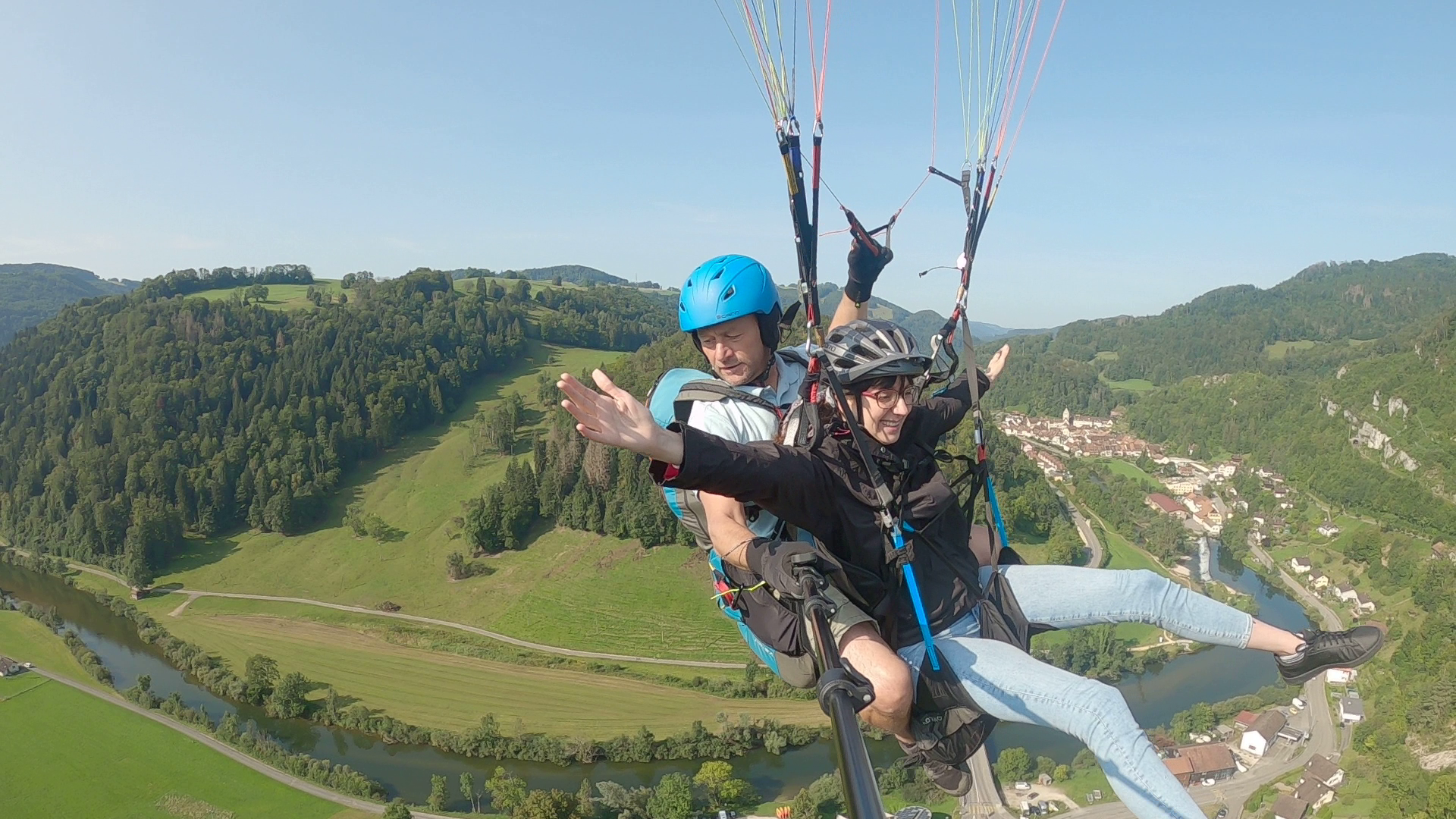 Gleitschirmflug im Jura